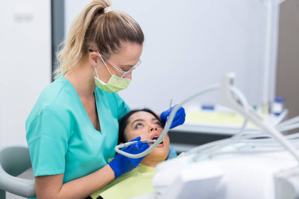 Best Emergency Dentist for Knocked-Out Tooth in Ball Pond, CT